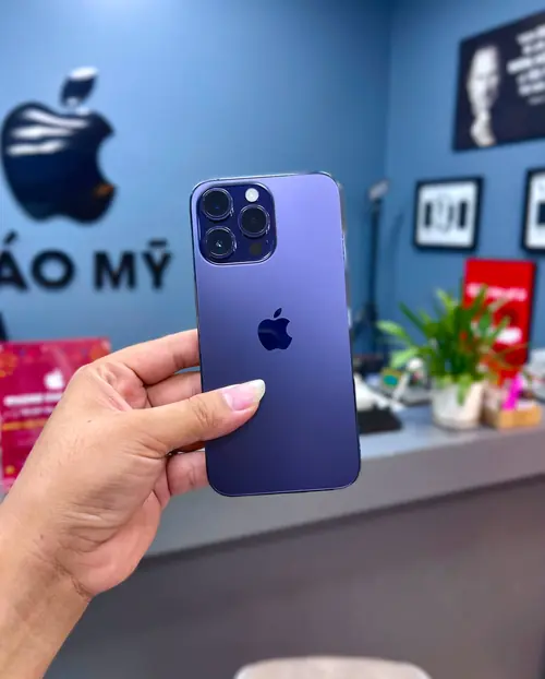 Thực Hiện Sạc iPhone Đúng Cách